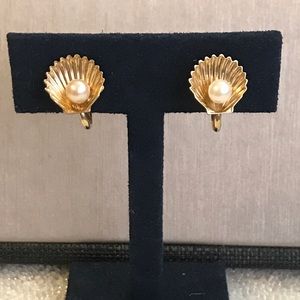 Dainty Gold and Pearl Earrings